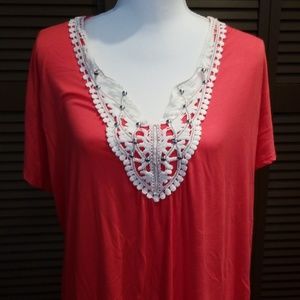 Womens short sleeve top
